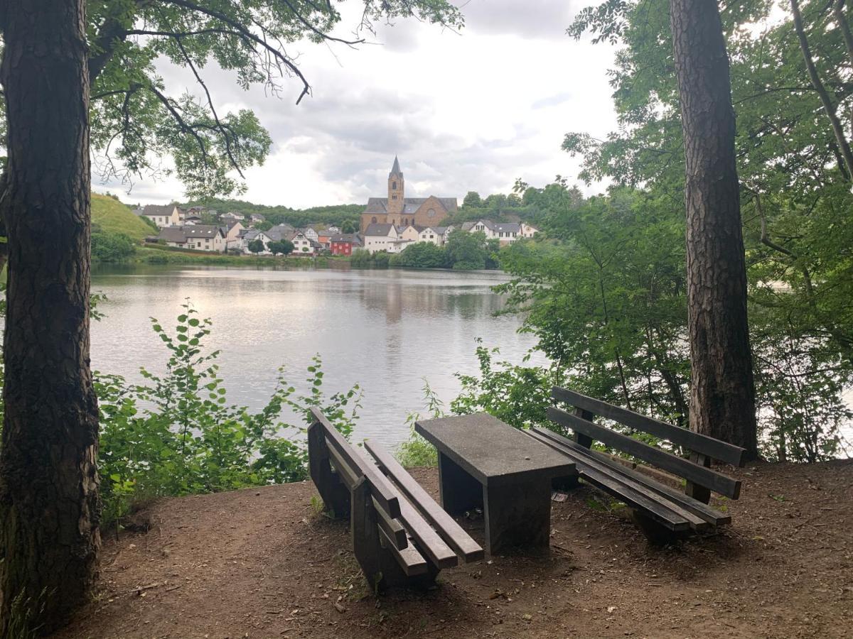 Ferienhaus Backesgarten Fuer 22 Personen Neichen Экстерьер фото