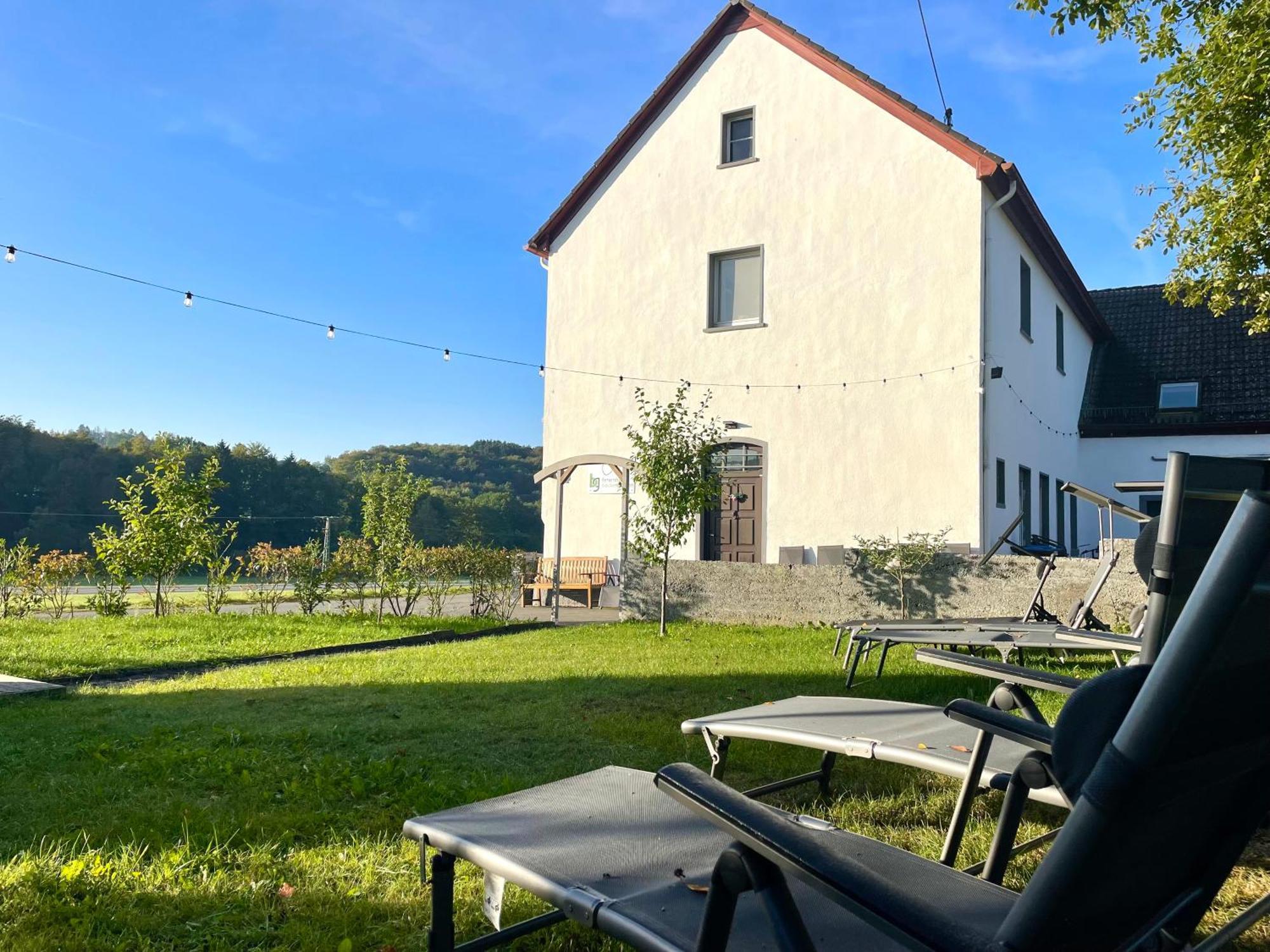 Ferienhaus Backesgarten Fuer 22 Personen Neichen Экстерьер фото