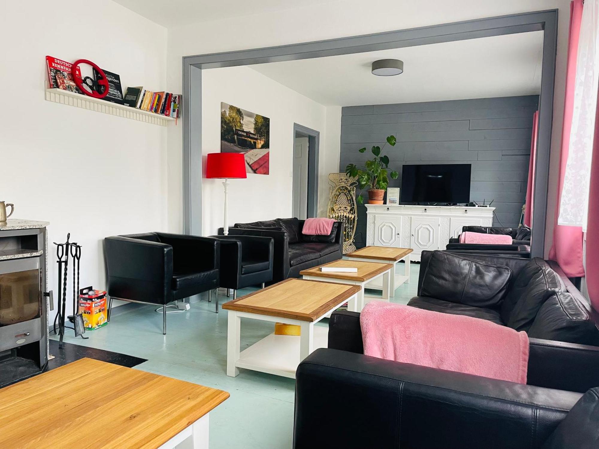 Ferienhaus Backesgarten Fuer 22 Personen Neichen Экстерьер фото